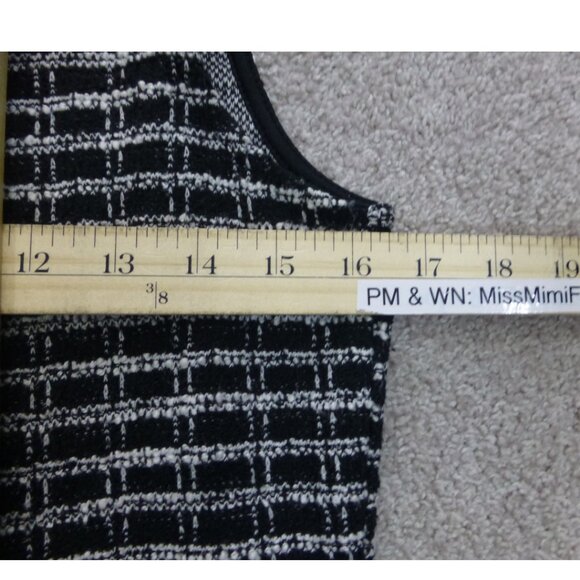 MNG (Mango) short tweed romper with front pockets (Size S) - Picture 9 of 10